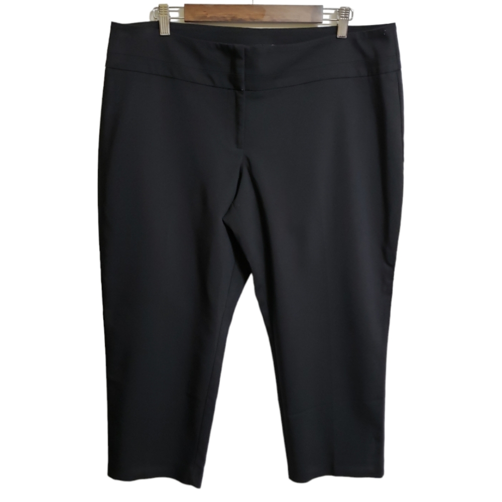 Apt. 9 Essentials Cropped Black Pants Women's Size 16